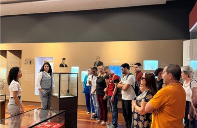 Programa Cidadania e Justiça promove visita ao CCM para estudantes com deficiência visual