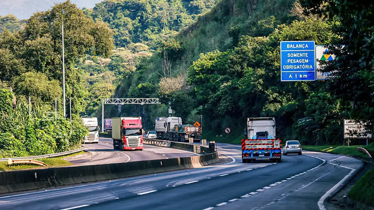Entenda como ficarão pistas de subida e descida da Serra das Araras quando obras chegarem ao fim
