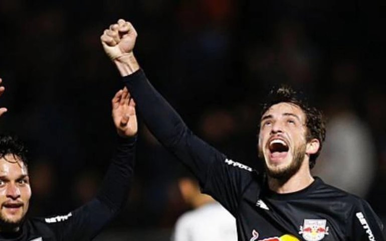 Red Bull Bragantino derrota time alternativo do Coritiba e se aproxima do G-4