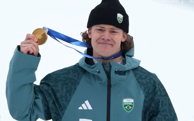 Lucas Pinheiro é campeão da Copa do Mundo de Esqui Alpino e conquista novo título inédito para o Brasil