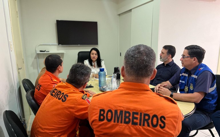 Polícia Científica e Corpo de Bombeiros unem experiências para aprimorar serviços