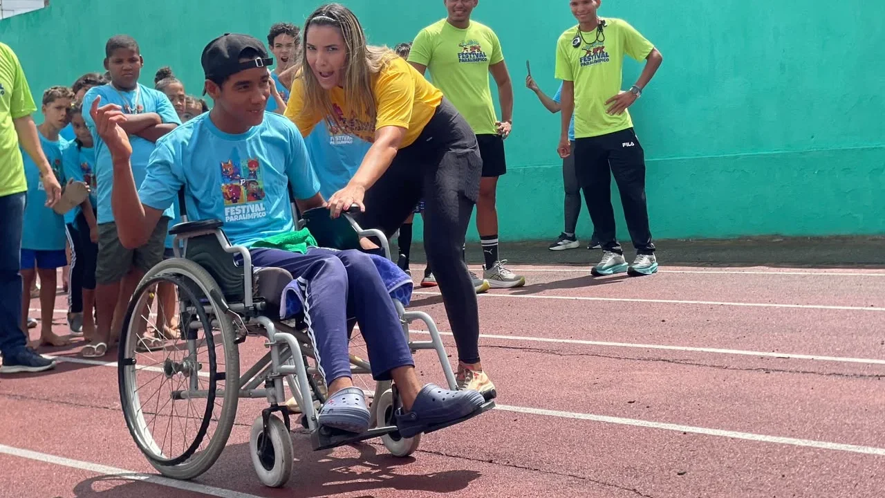 Branquinha reforça compromisso com a inclusão e leva estudantes ao Festival Paralímpico Loterias Caixa