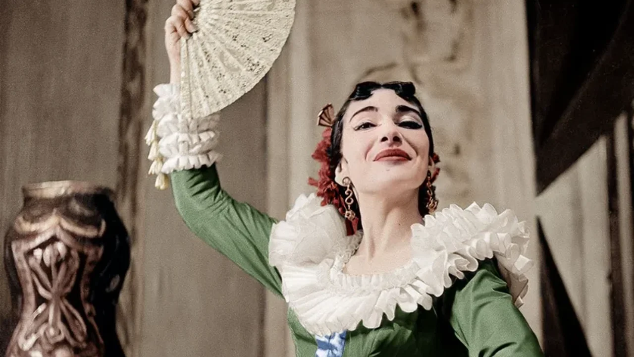 Azeitonas, ópera e neutralidade de carbono: mural de Maria Callas em cidade grega conquista prêmio internacional