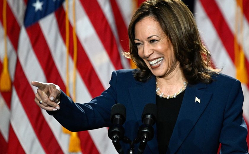 Nos EUA , a candidatura de Kamala Harris cresce entre os jovens