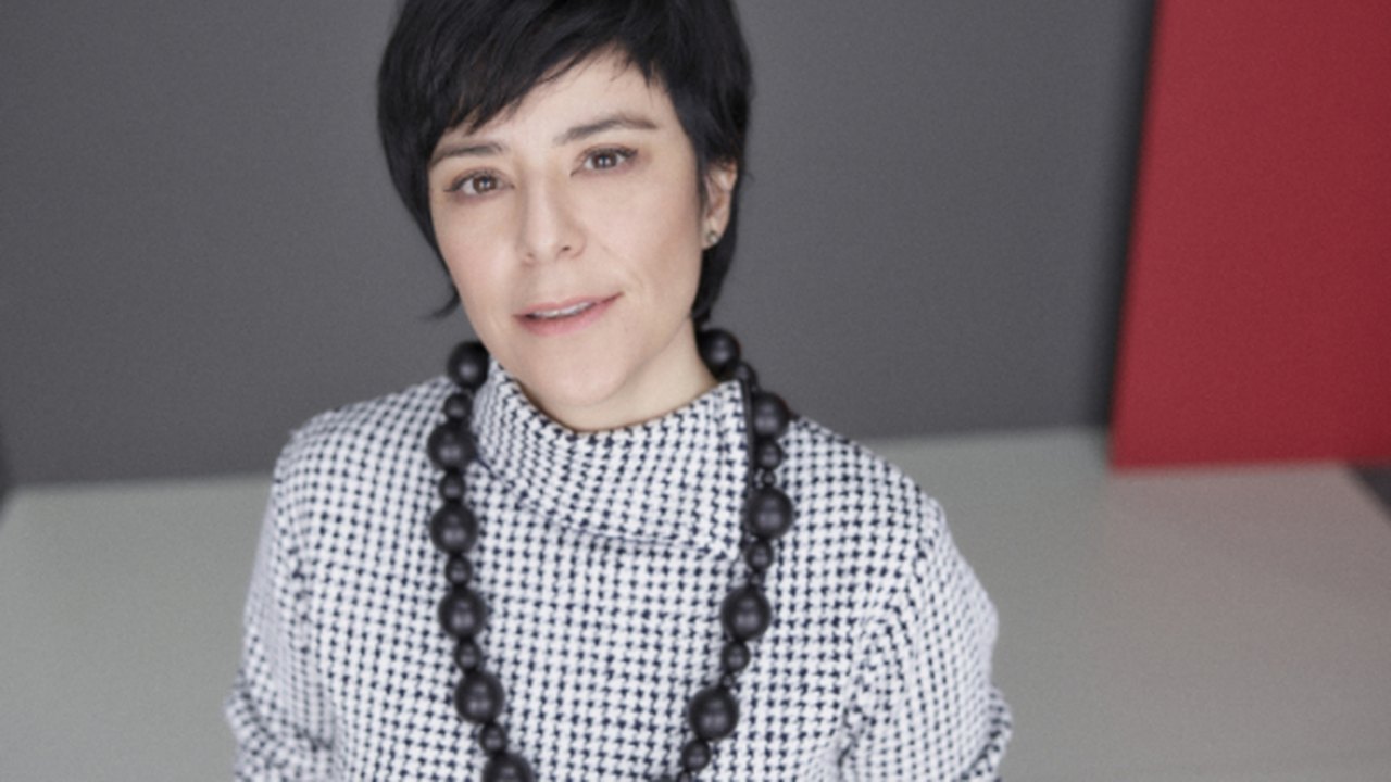 Fernanda Takai retrata questionamentos e recorre à memória afetiva em novo disco