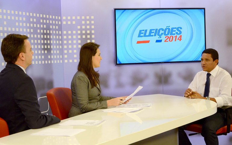 Júlio Cezar condena promessas fantasiosas de adversários e cobra indignação da população