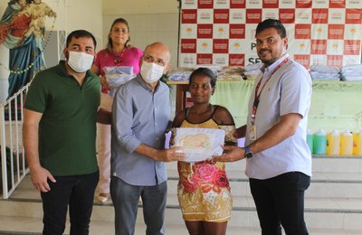 Gestantes assistidas pelo CRIA em Penedo recebem enxoval para bebê