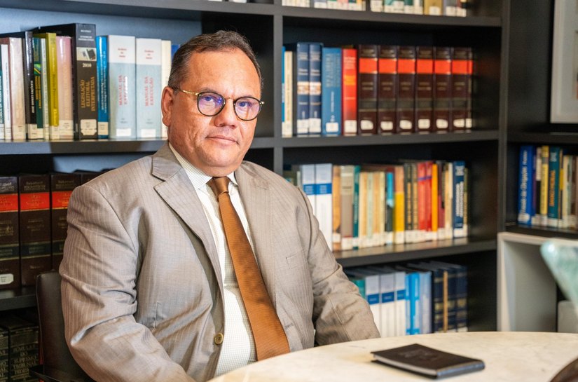 Advogado comenta PEC 8/2021 que altera a Constituição Federal