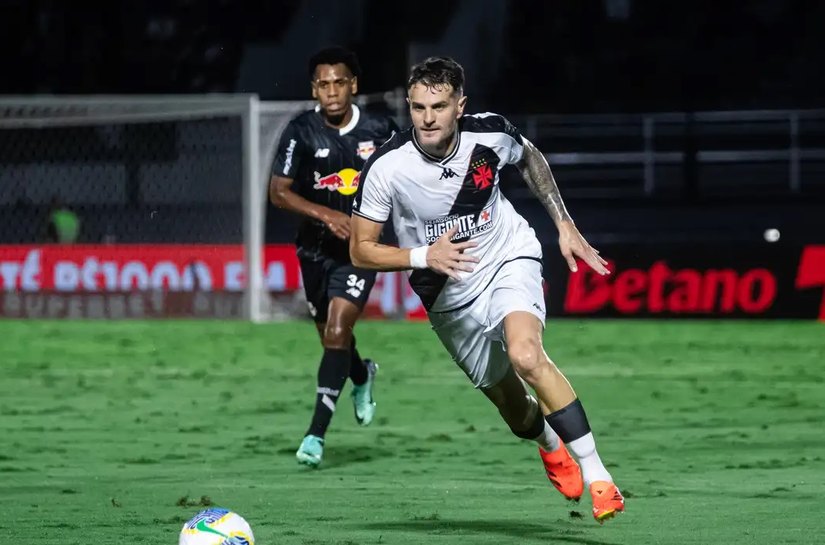 Brasileiro: Vasco enfrenta Bragantino para tentar se afastar do Z4
