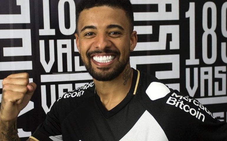 Vasco anuncia Paulinho, meia revelado no Fluminense que estava na Arábia Saudita