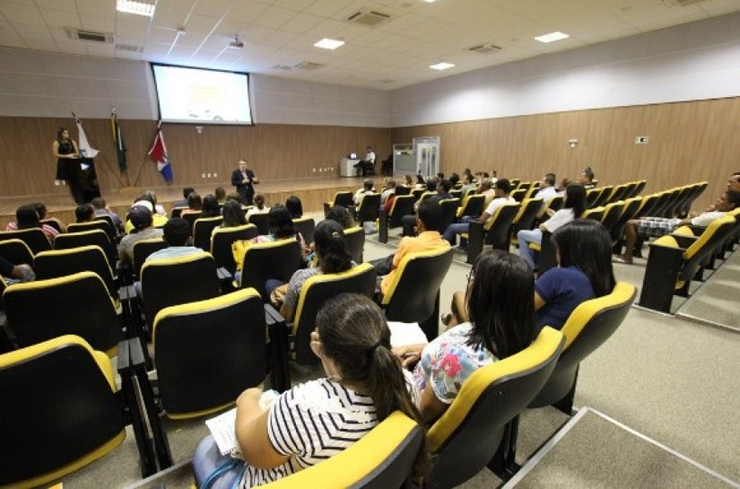 Detran oferece aulão preparatório para primeira CNH nesta sexta (11)