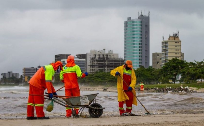 Em 2022, Desenvolvimento Sustentável recolheu mais de 1.900 toneladas de lixo em praias da capital