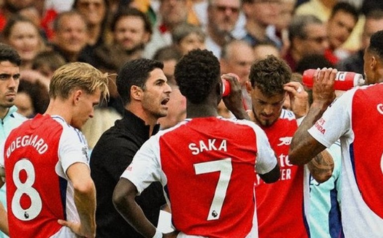 Arsenal tem um expulso, cede empate ao Brighton com gol de brasileiro e perde os 100% no Inglês