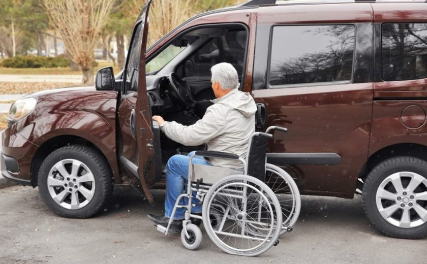 Comissão debate os impacto da reforma tributária no direito de pessoas com deficiência à isenção de IPI para carros