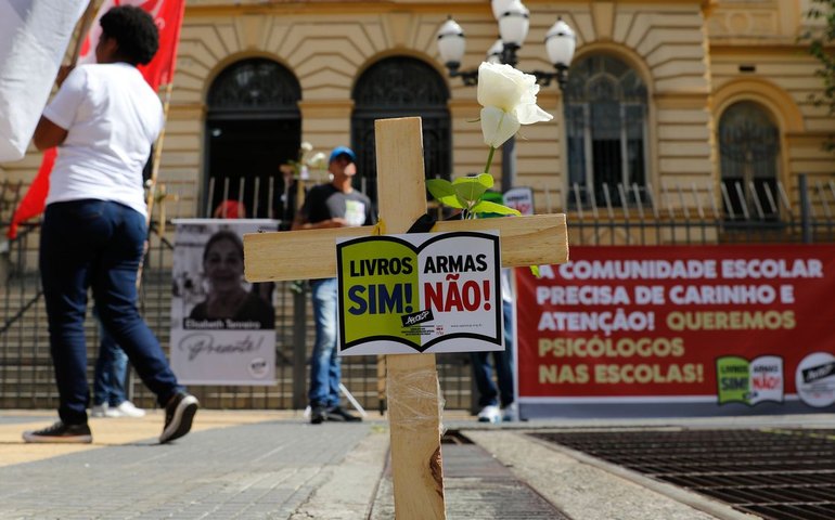Em SP, 69% dos alunos consideram escolas estaduais ambientes violentos