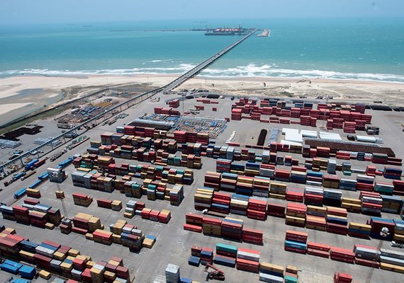 Medida Provisória libera R$ 30 bilhões para exportadores afetados por tarifaço dos EUA