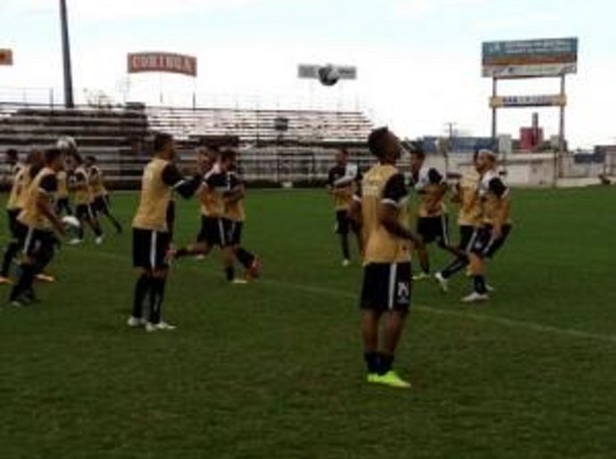 Asa: Viagem é antecipada e treino passa a ser com portões fechados