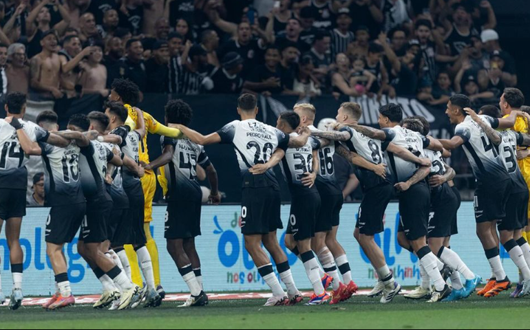 'Quantos gols tem Depay?': Buscas por reforço do Corinthians crescem mais de 2.800% nos últimos 7 dias