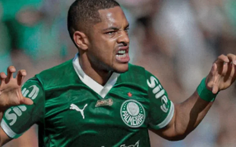 Vitor Roque dá vitória ao Palmeiras sobre o São Paulo com gol aos 50 do 2º tempo