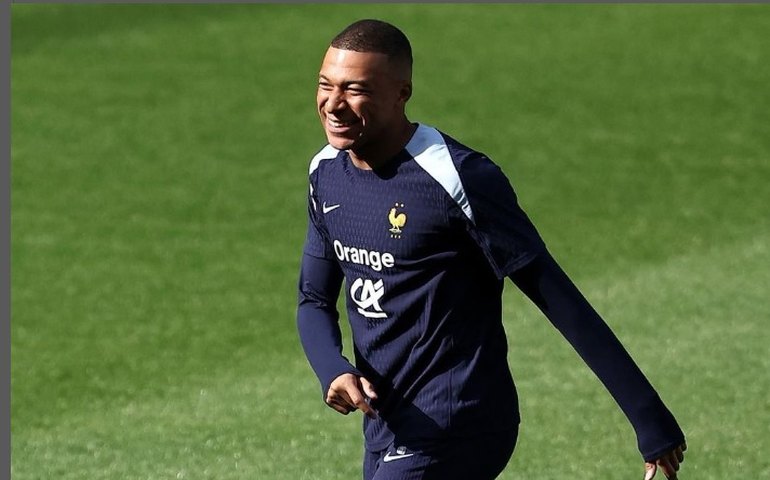 Thierry Henry faz coro a Mbappé e pede 'bloqueio contra extremos' em eleições na França