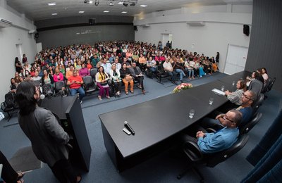 Seduc comemora com municípios a meta de 56% de crianças alfabetizadas em Alagoas