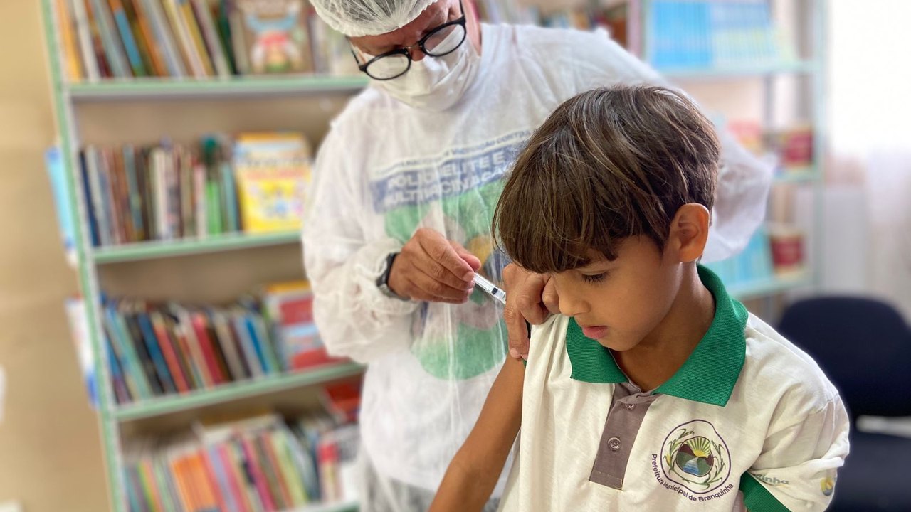 Saúde de Branquinha intensifica vacinação contra a Meningite