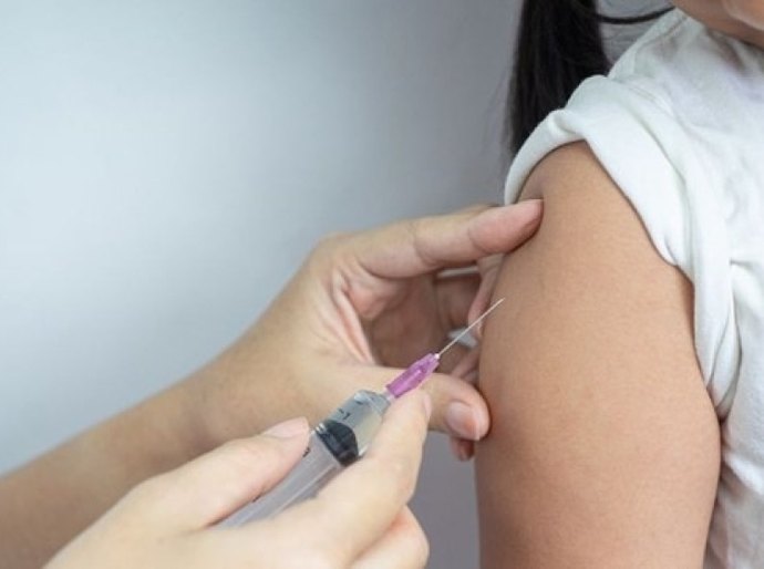 Saúde de Maceió reforça vacinação contra HPV e destaca imunização para jovens de 15 a 19 anos