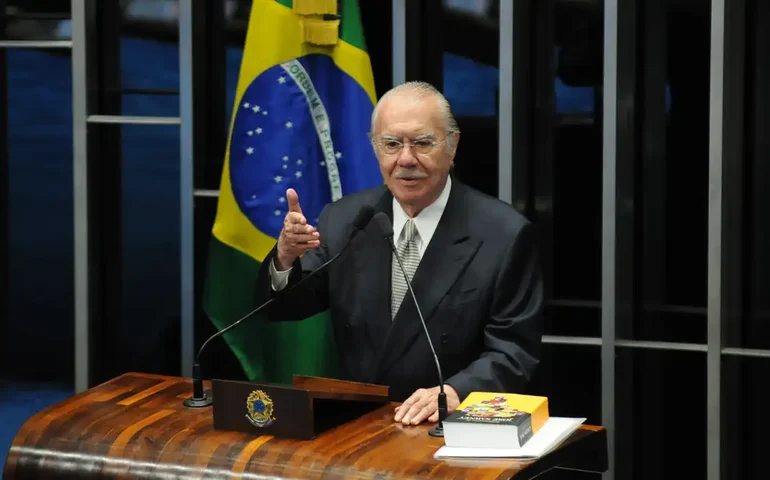 Perto de completar 95 anos, José Sarney está curado da covid-19