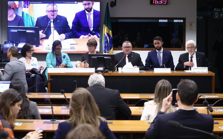 Relator apresenta parecer sobre o Plano Nacional de Educação na terça-feira