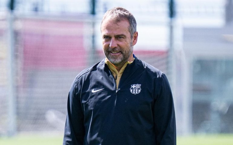 Flick esbanja confiança no Barcelona antes de mata-mata com o Dortmund: 'Continuar avançando'