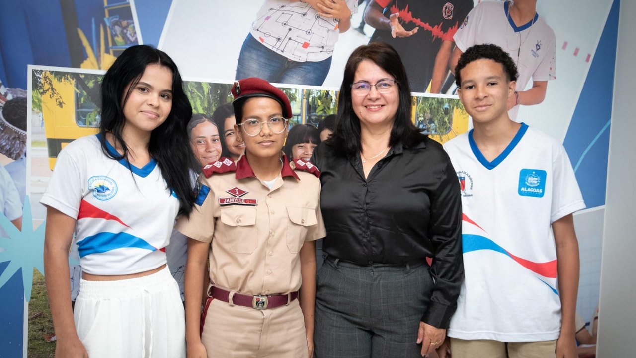 Rede estadual tem 37 medalhistas na Olimpíada Alagoana de Química
