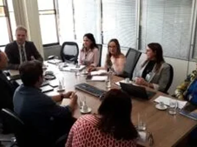 Saúde: CNM e TCU ajustam ações conjuntas para tratar da sustentabilidade financeira dos Municípios