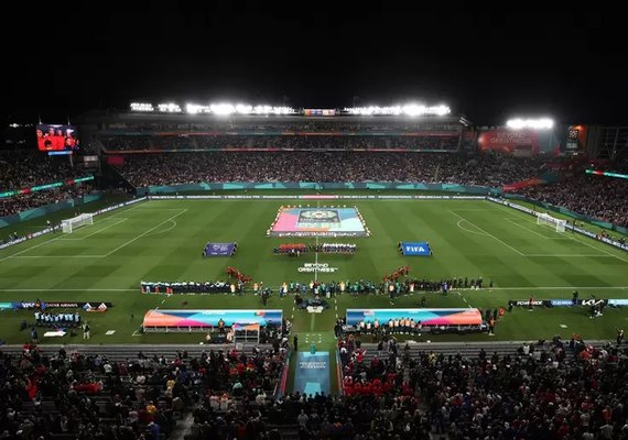 Alarme de incêndio dispara sem querer em estádio da Copa do Mundo feminina e assusta torcida
