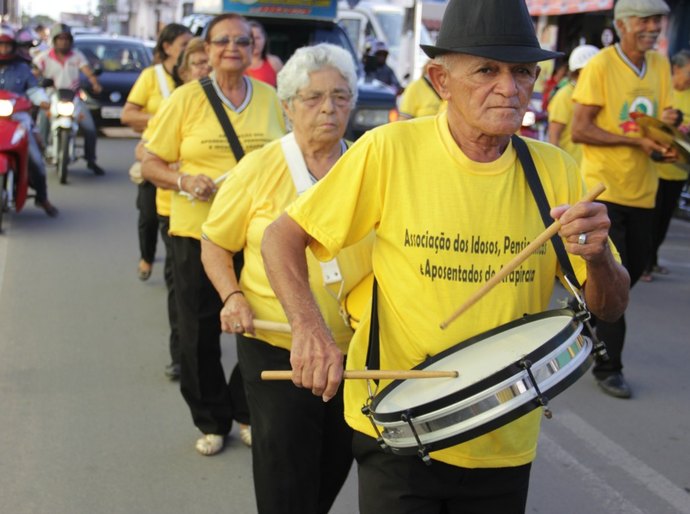 Arapiraca: Associação realiza caminhada contra a violência ao idoso