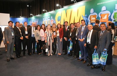 Prefeitos alagoanos participam de palestras no primeiro dia da Marcha
