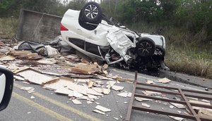 carro virado 