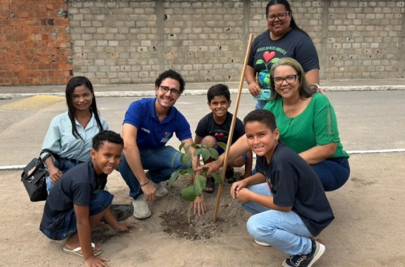 Campo Alegre realiza plantio de 40 árvores nativas em Luziápolis em alusão ao Dia da Árvore