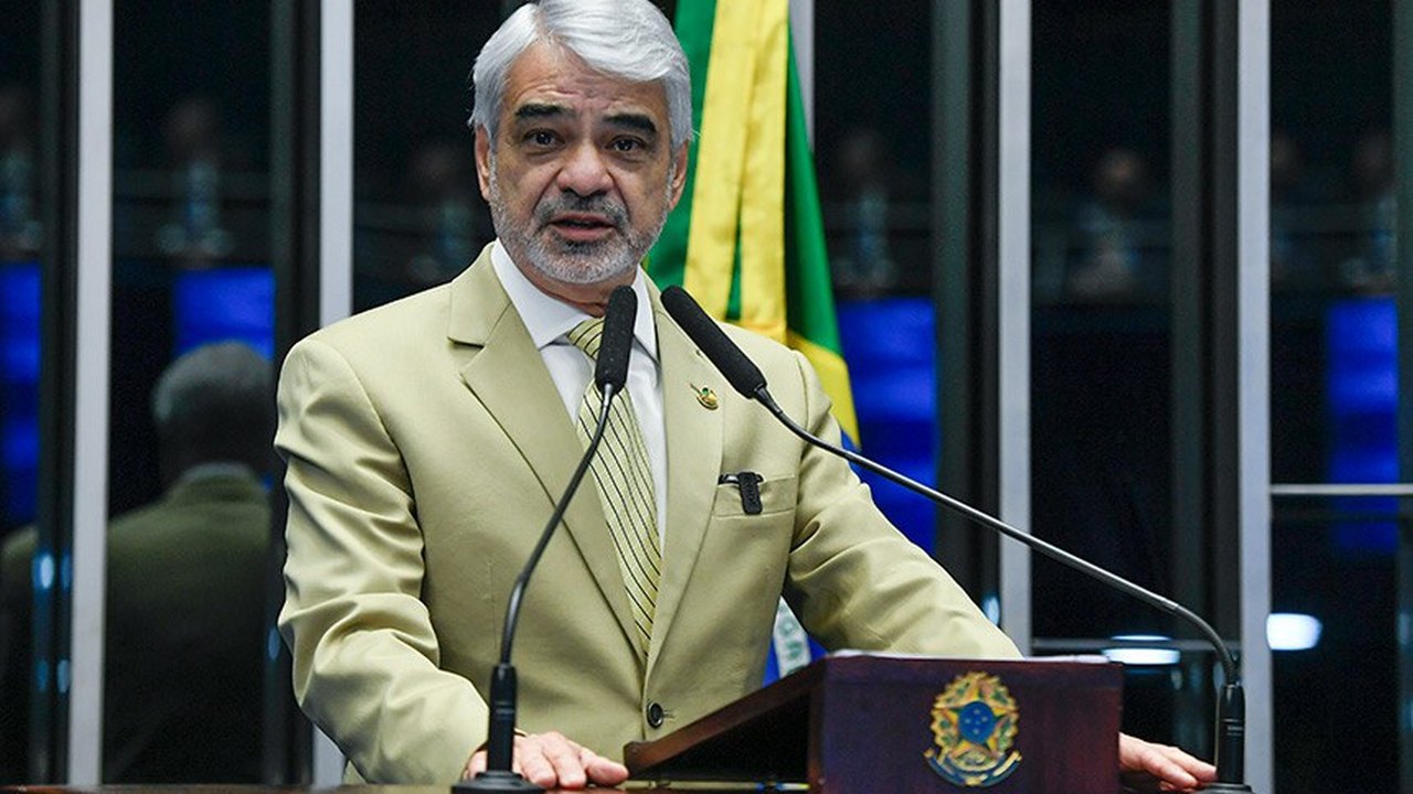 Humberto Costa destaca avanços do governo Lula