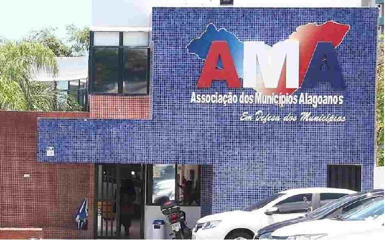 Governo homenageia 42 anos da AMA lançando “Origem dos Nomes dos Municípios”