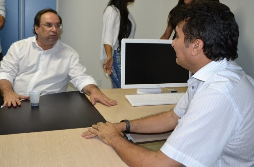 Prefeito de Olho D'Água Grande recebe secretário estadual de Educação