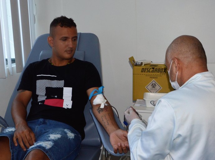 Equipes volantes do Hemoal promovem coletas externas de sangue em Arapiraca e Coruripe nesta quinta (12)