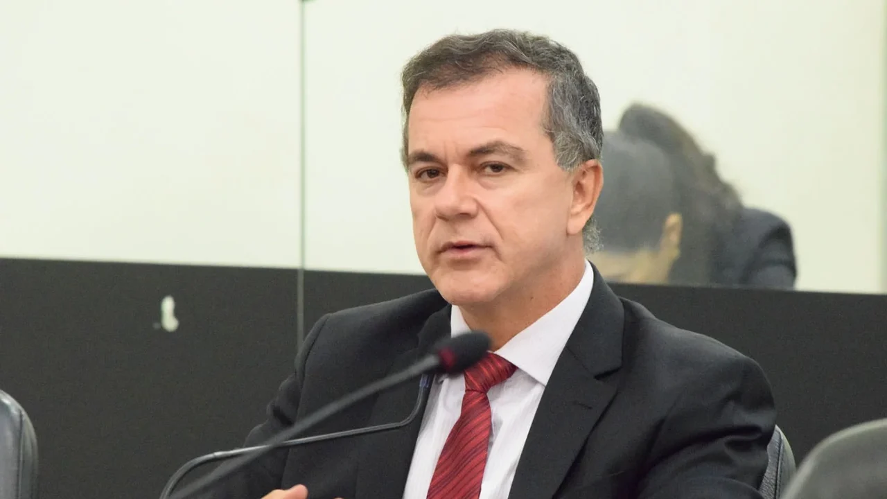 Ronaldo Medeiros é cotado para relatar CPI do Iprev/Banco Master na Assembleia