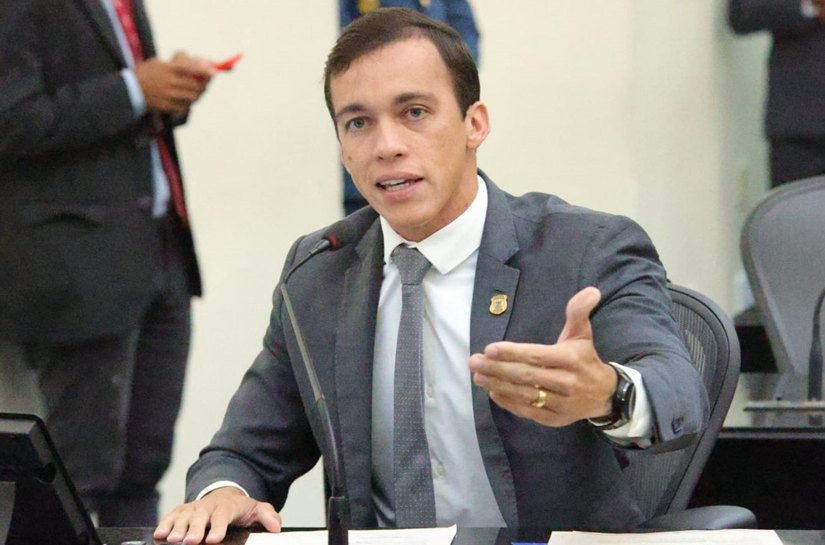 Delegado Leonam cobra força-tarefa para investigar desaparecimento de jovens em São Miguel dos Milagres