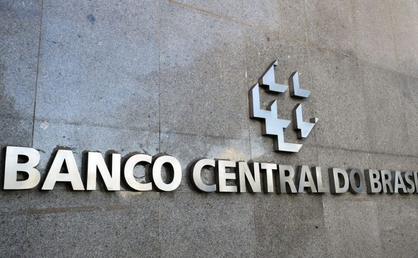 Boletim Focus eleva projeção para inflação e vê Selic em 11,25%
