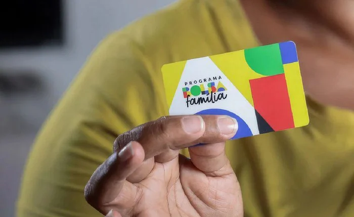 Governo amplia público com prioridade para ingresso no Bolsa Família