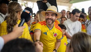 Abelardo de la Espriella é opositor de Gustavo Petro