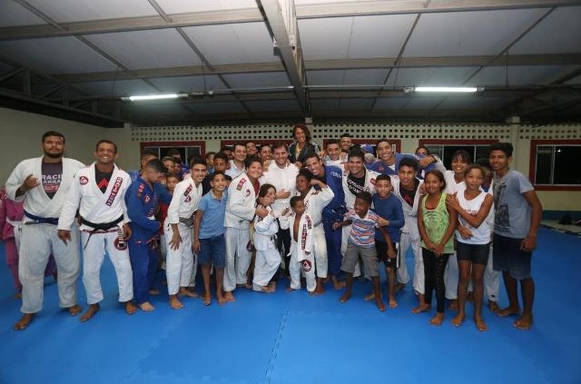 Prefeitura de Marechal compra novos tatames para aulas de Jiu Jitsu