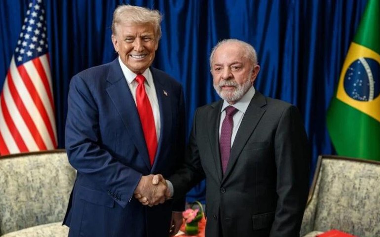 Trump assina ordem para modificar tarifas do Brasil com destaque para produtos agrícolas