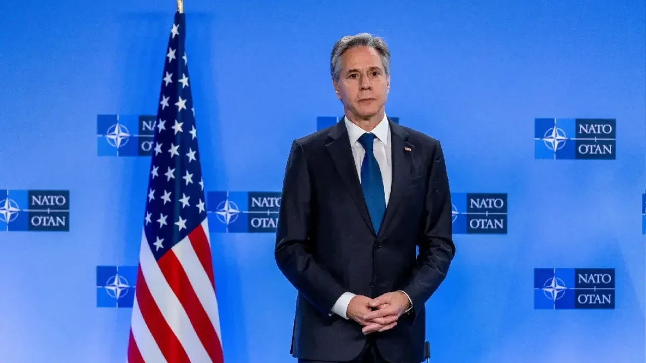 Caminho para entrada da Ucrânia na Otan é 'irreversível', afirma secretário de Estado dos EUA