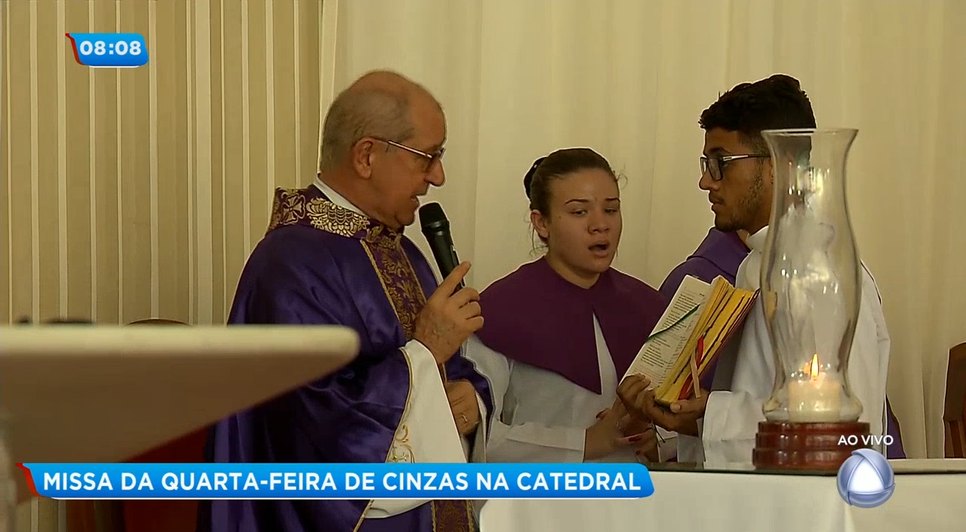 Missa de quarta-feira de cinzas é celebrada em Aracaju
